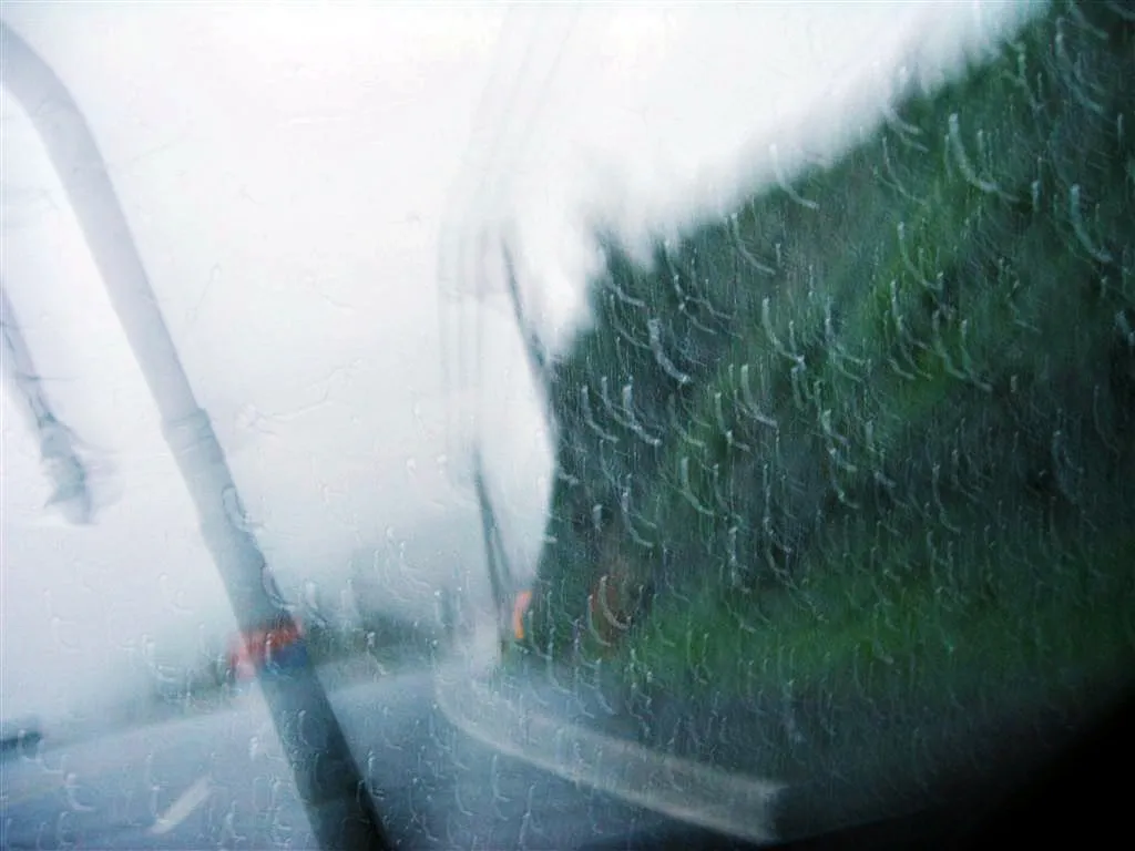 台九線上的滂沱大雨